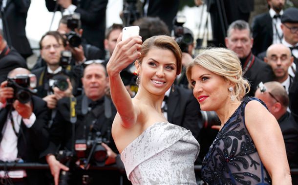 Atención actores: prohibirían las selfies en la alfombra roja de Cannes