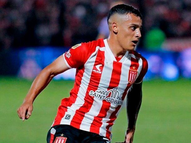 Tiago Palacios chocó en una estación de servicio: una empleada resultó herida