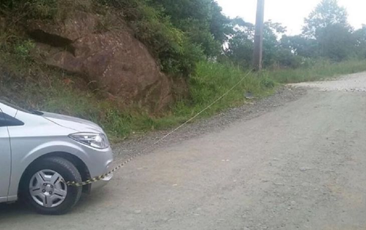 El conductor no pudo detener el vehículo El conductor no pudo detener el vehículo