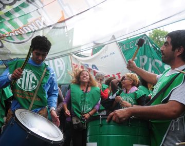 Paro y marcha de trabajadores de ATE y la CTA