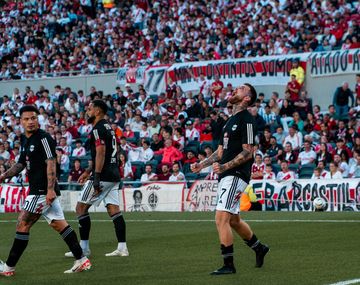 Papelón de River: perdió con Riestra en el Monumental y se fue silbado