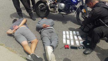 audaz salidera bancaria: le pincharon una goma, fue a arreglarla y le robaron $15 millones audaz salidera bancaria: le pincharon una goma, fue a arreglarla y le robaron $15 millones