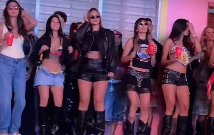 Tini y María Becerra acompañaron a Bad Bunny en la Casita durante su show en River