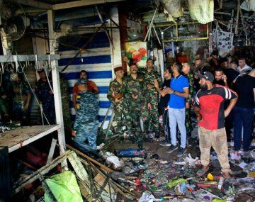 Irak: una bomba en un mercado de Bagdad dejó al menos 27 muertos y 45 heridos