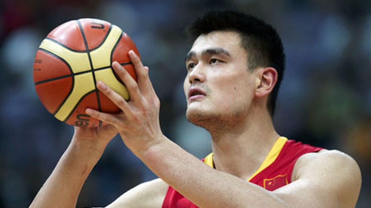 Adiós A Un Gigante: Yao Ming Deja El Básquet