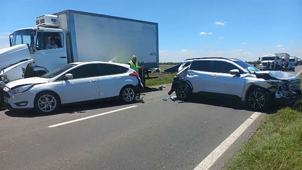 Choques múltiples en Ruta 5: una mujer muerta y varios heridos