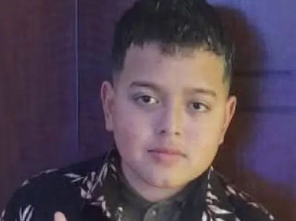 Rosario: un chico fue baleado mientras cenaba con su familia y murió