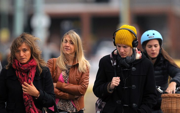 Viernes fresco y fin de semana con lluvias en la Ciudad y alrededores