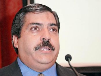 Piden indagatoria para Cirielli por presuntas dádivas