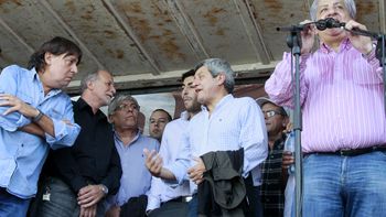 pablo micheli confirmo su apoyo al paro de camioneros pablo micheli confirmo su apoyo al paro de camioneros