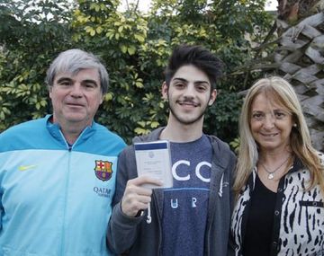 Tiene 20 años y se recibió de abogado