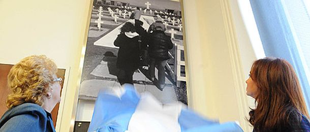 Cristina_bandera_470p300310