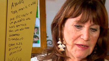 La mamá de María Cash no reconoce la letra de los mensajes que aparecieron en el Sur. La mamá de María Cash no reconoce la letra de los mensajes que aparecieron en el Sur.