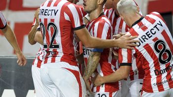 estudiantes vencio a atletico tucuman en un partido polemico estudiantes vencio a atletico tucuman en un partido polemico