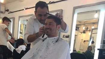 mora paso por la peluqueria antes del superclasico: ¿que se hizo? mora paso por la peluqueria antes del superclasico: ¿que se hizo?