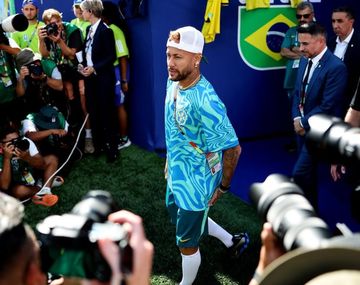 Brasil no espera tener a Neymar en fase de grupos: sigue sin recuperarse de su lesión