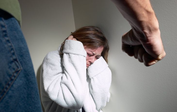 Más del 90% de los jóvenes tiene noviazgos violentos