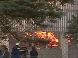 Voraz incendio destruyó depósito de conocida editorial en Ezeiza