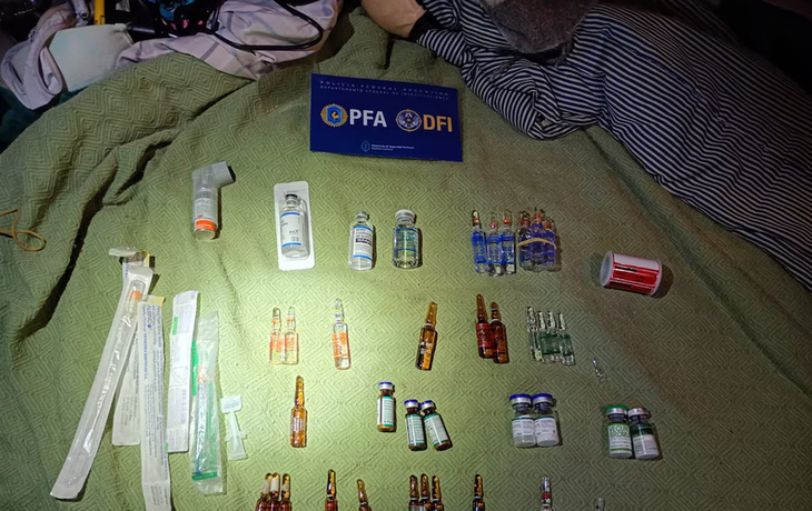 Detienen a una anestesista por robar fentanilo del Hospital de Vicente López