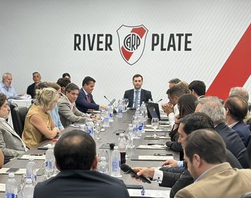 La drástica decisión de Di Carlo con el plantel de River tras la eliminación