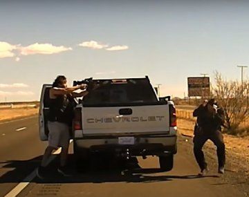 Un policía de Estados Unidos fue asesinado y la cámara de su patrullero registró todo en video