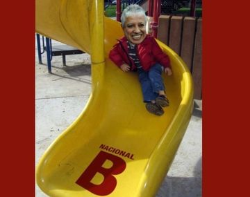 Afiches con cargadas de Racing a Independiente