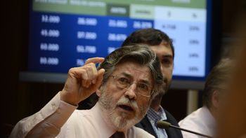 el titular de afip tiene titulos de una empresa acusada por evasion el titular de afip tiene titulos de una empresa acusada por evasion