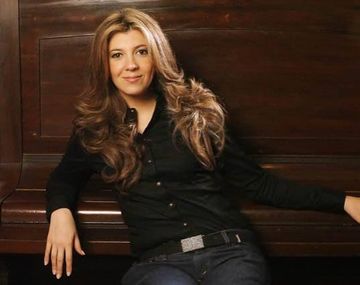 Paula Almerares celebra sus 20 años con la música en la Tv Pública