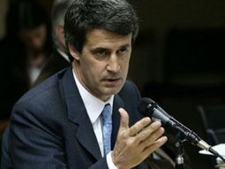 Prat Gay defendió la posibilidad de que el FMI audite las cuentas del país