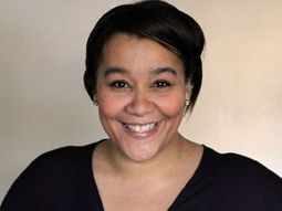 Tiene 32 y se despertó creyendo que tiene 15