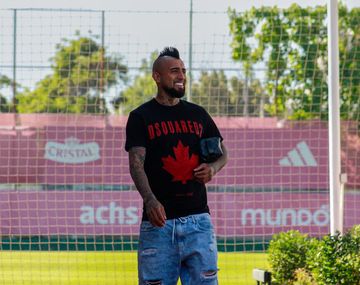 Arturo Vidal volvió a ser convocado en Chile luego del cortocircuito que tuvo con Ricardo Gareca