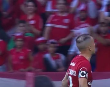 El capitán y emblema del equipo de Porto Alegre, furioso