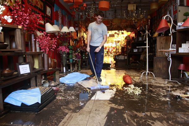 Prometen créditos y subsidios a los porteños afectados por el temporal
