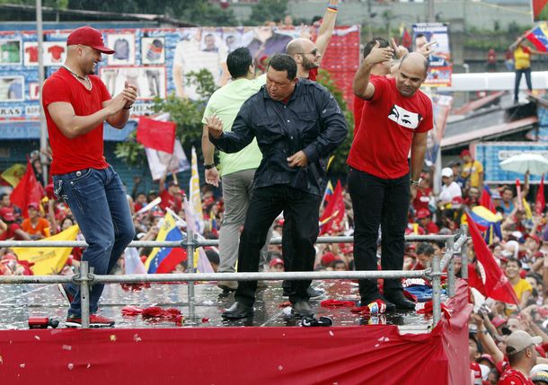 Con un multitudinario acto, Chávez cerró su campaña