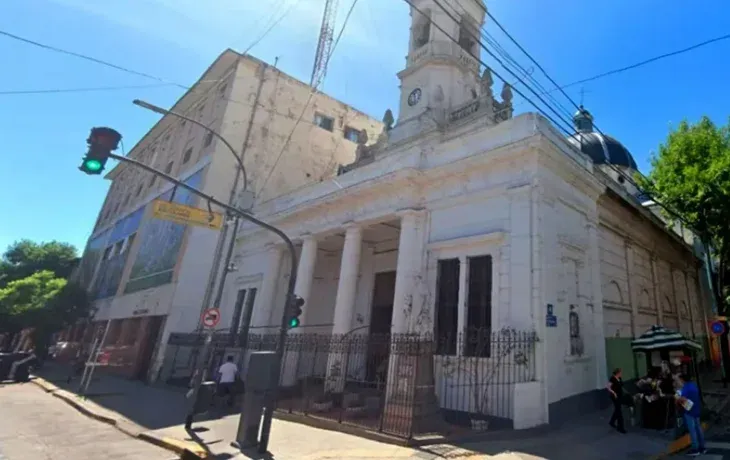 El comunicado de la escuela en la que alumnos amenazaron con violar a sus compañeras