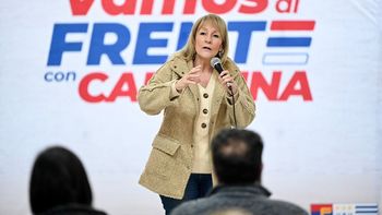 Carolina Cosse, precandidata presidencial por el Frente Amplio, propuso incrementar el monto de los planes sociales. Carolina Cosse, precandidata presidencial por el Frente Amplio, propuso incrementar el monto de los planes sociales.