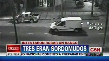 una banda de sordomudos intento robar un banco en tigre una banda de sordomudos intento robar un banco en tigre