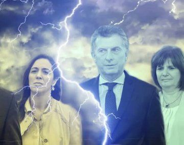 Empleada del mes y figurita gastada