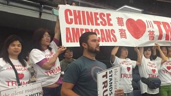 Chinos apoyan a Donald Trump Chinos apoyan a Donald Trump