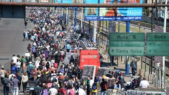 miles de personas participan de la peregrinacion a lujan miles de personas participan de la peregrinacion a lujan