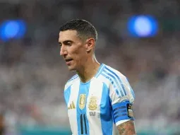 detuvieron a dos barras de newells por las amenazas a angel di maria detuvieron a dos barras de newells por las amenazas a angel di maria