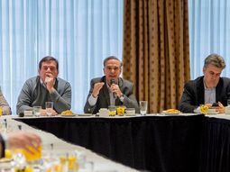 Crédito: @MiguelPichetto