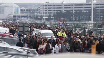 las tres explosiones en cadena de bruselas fueron atentados terroristas las tres explosiones en cadena de bruselas fueron atentados terroristas