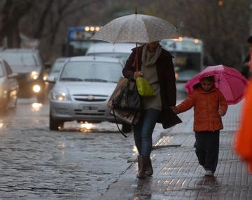 Anuncian probabilidad de tormentas fuertes en la Ciudad