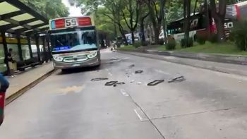 fuerte choque entre dos colectivos en plaza italia dejo al menos cinco heridos fuerte choque entre dos colectivos en plaza italia dejo al menos cinco heridos