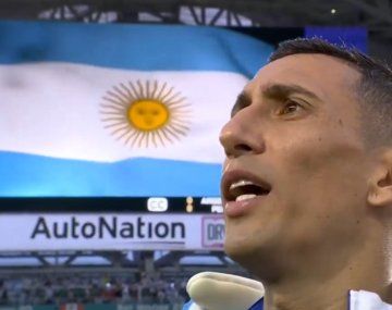Así sonó el Himno en el cierre de la fase de grupos ante Perú