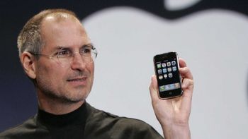 Un ex ingeniero de Apple cuenta cómo se trabajó en el primer iPhone Un ex ingeniero de Apple cuenta cómo se trabajó en el primer iPhone