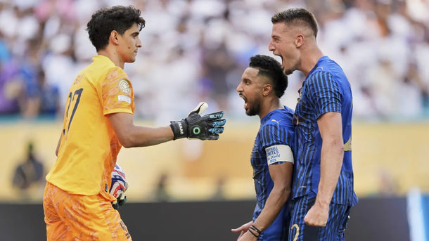 Bono, el héroe que arruinó el debut del Real Madrid: el penal agónico que le tapó a Federico Valverde