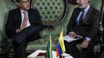 chavez esta al mando y toma decisiones estrategicas chavez esta al mando y toma decisiones estrategicas