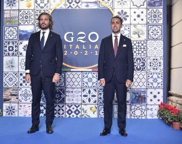 Canciller de Italia a Cafiero: Cuenten con nosotros en la discusión de la deuda